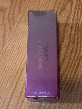 The SkinYouth Day Treatment Moisturizer Serum with Ceramide-3